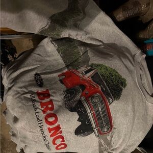 Ford Bronco Graphic Sweatshirt crewneck women’s size xs oversized christmas
